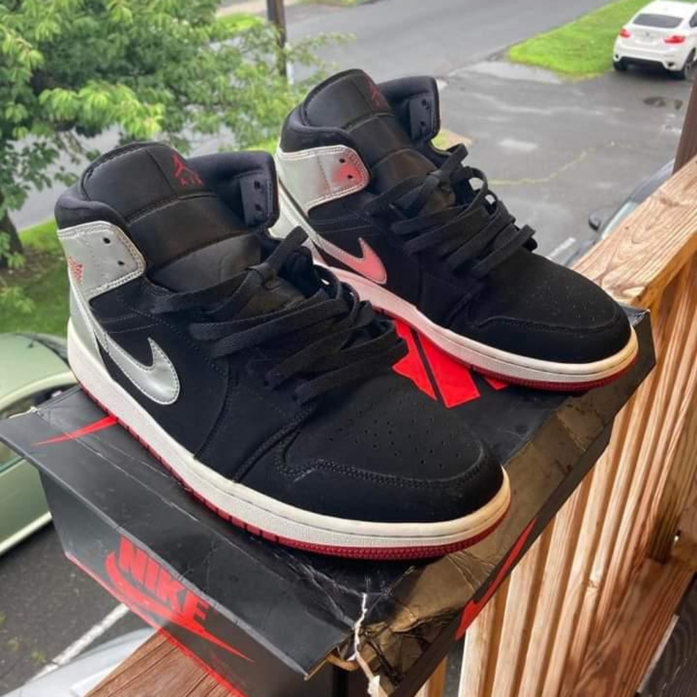 Jordan 1 kilroy size 10.5 mens